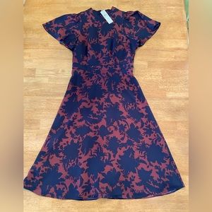 Ann Taylor Rich Navy/Red Wine (4) Flounced Short Sleeve High Neck MIDI dress